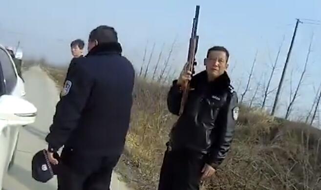 網(wǎng)上吃雞不過癮 天長三男子買真槍玩真人吃雞