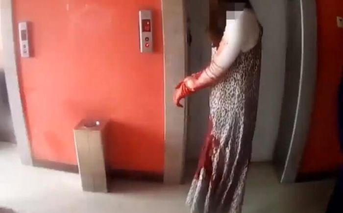 合肥妙齡女子割腕輕生 交警一路鳴笛與死神賽跑