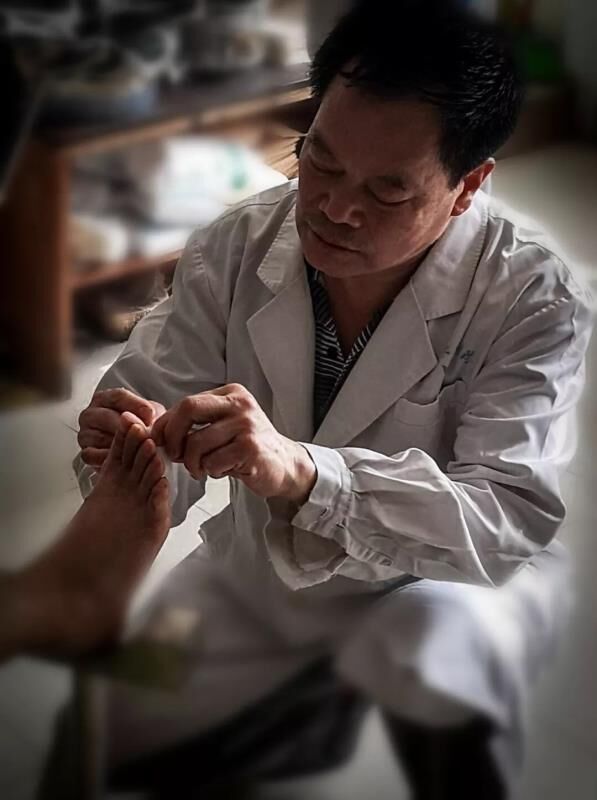 躺著進來走著出去 安醫大四附院中醫療法治好老腰突