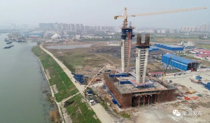亞父路跨裕溪河大橋中跨1#塊昨天澆筑成功