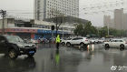  六安交警溫馨提示，降溫雨霧天氣開車這幾項(xiàng)要注意