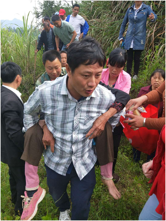 太湖：七旬老人被“老虎夾”所傷，３０名志愿者結隊搜救