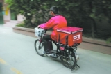 深圳禁摩限電升級：送外賣只能騎自行車