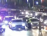 蚌埠男子酒駕沖卡 被破胎裝置扎漏車胎后仍繼續(xù)逃竄