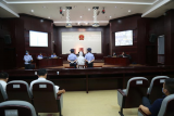 黃山中院依法公開開庭審理靈璧縣原縣長曾超受賄一案