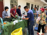 高新區(qū)三和鎮(zhèn)助力貧困戶銷售滯銷瓜果