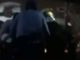 安慶：緊急時刻民警一把抱回輕生女子