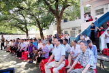 廬江縣文化藝術團赴龍橋鎮黃屯小學受災群眾安置點慰問演出