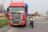 滁州百日專項整治行動 打擊“百噸王”超限超載貨車