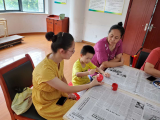 聽說過“趣味手工多彩泡泡魚”嗎？原來是孩子們快樂的暑期課堂！