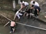 肥西縣上派鎮：花甲老人勇救落水女子