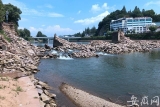 黃山屯溪鎮(zhèn)海橋散落構(gòu)件、石料打撈工作12日開始，工期30天