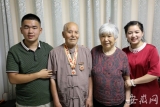 從小聽外公講英雄故事立志當兵  抗洪學(xué)生欲赴軍營握鋼槍